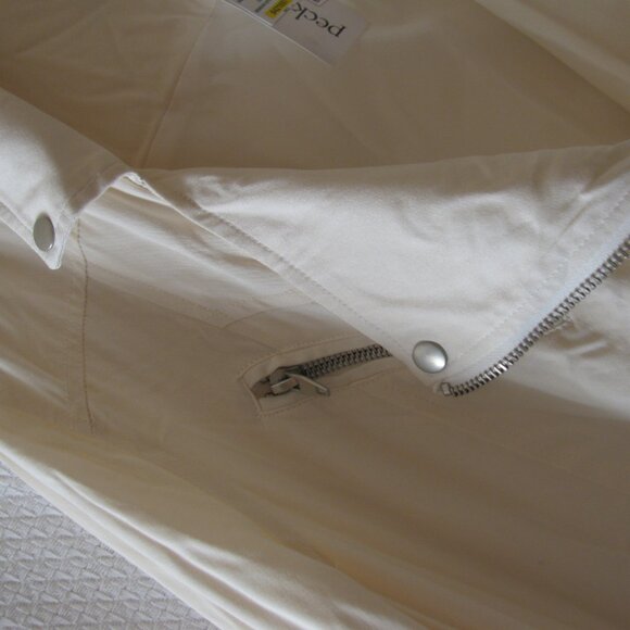 NWT - CREAM JACKET - Quality - Lined with Stylish Zip Up & Accents. SIZE - XL - Picture 4 of 6